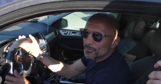 SKY - Spalletti e la vita a Napoli: si 'mimetizza' in giro per la città  grazie alla