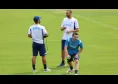"Uno di noi!", Gilmour si rivede in campo: sostegno dei tifosi e lavoro atletico per il centrocampista | FOTO CN24