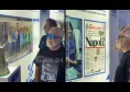 Visita a sorpresa di De Laurentiis: il presidente della SSC Napoli alla mostra dei trofei e dei cimeli | VIDEO CN24
