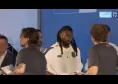 Presentazione SSC Napoli a Dimaro: la reazione fredda di Anguissa all'ingresso sul palco | VIDEO CN24