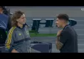 Colloquio Di Lorenzo-Calafiori prima di Napoli-Arsenal: risate e sorrisi al Maradona | FOTO