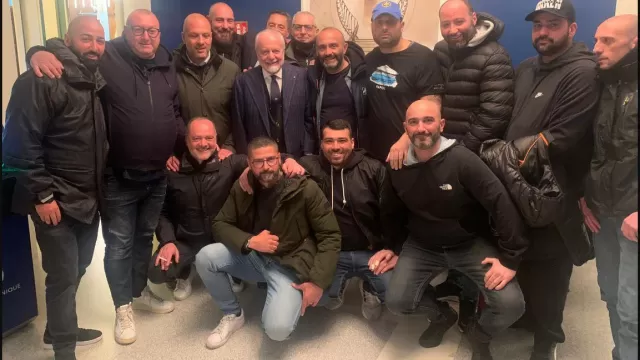 De Laurentiis con gli ultras Napoli
