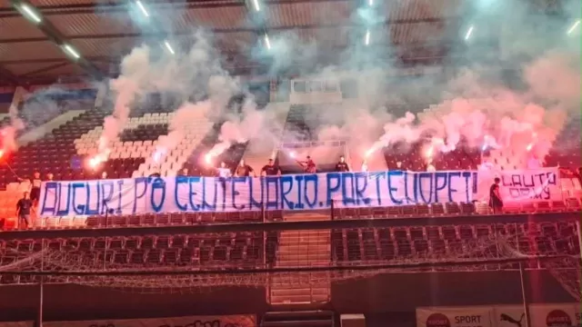 Lauta Army striscione