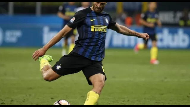 Candreva in azione con la maglia dell'Inter
