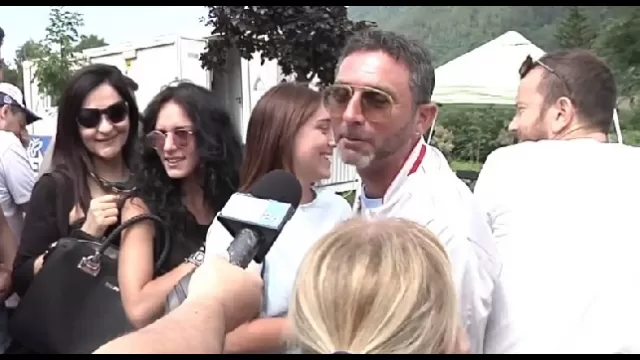 "Ounas... come si pronuncia?": tra i tifosi a Dimaro c'&egrave; ancora qualche perplessit&agrave; evidente [VIDEO CN24]