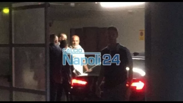 Mario Rui appena arrivato nel ritiro del Napoli a Dimaro