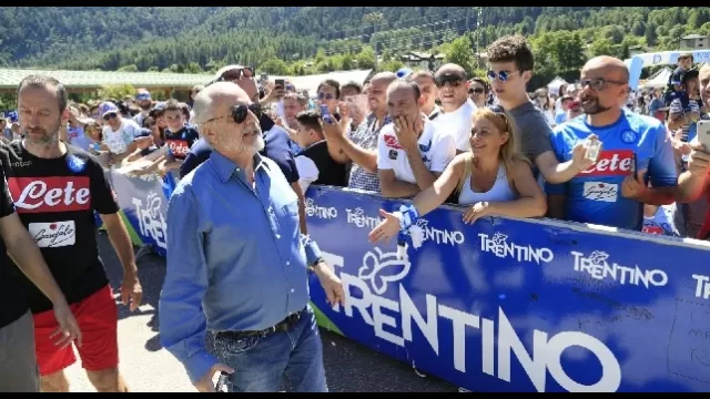 Aurelio De Laurentiis a Dimaro incontro i tifosi