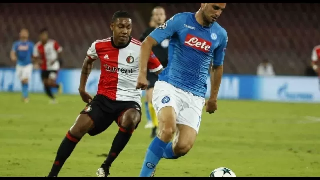 Maksimovic con la maglia del Napoli