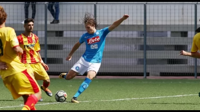 L'agente di Alessio Zerbin ai microfoni di radio Kiss Kiss Napoli