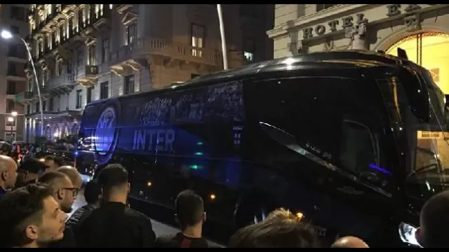 Inter arrivata a Napoli, 150 tifosi azzurri sul lungomare