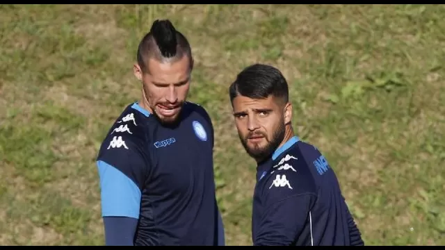 Lorenzo Insigne &egrave; un calciatore italiano, attaccante del Napoli e della Nazionale italiana