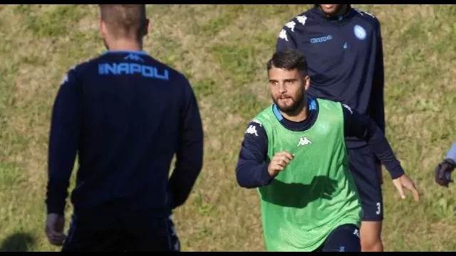 Lorenzo Insigne &egrave; un calciatore italiano, attaccante del Napoli e della Nazionale italiana