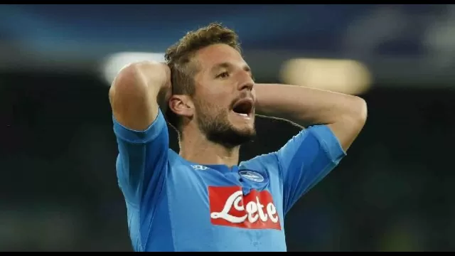 Dries Mertens &egrave; un calciatore belga, ala o attaccante del Napoli e della nazionale belga