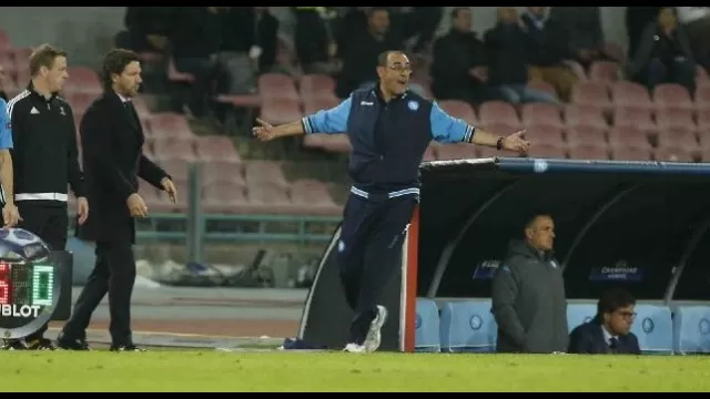 Maurizio Sarri (Napoli, 10 gennaio 1959) &egrave; un allenatore di calcio italiano, attuale tecnico del Napoli.