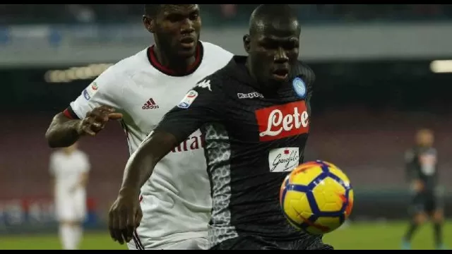 Kalidou Koulibaly &egrave; un calciatore senegalese, difensore del Napoli