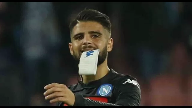 Lorenzo Insigne &egrave; un calciatore italiano, attaccante del Napoli e della Nazionale italiana