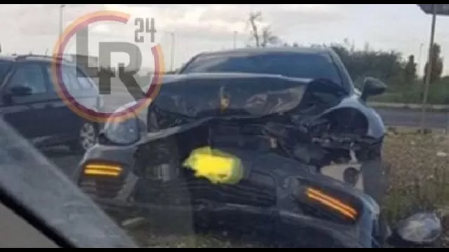 L'auto di Diego Perotti dopo l'incidente: foto de LaRoma24