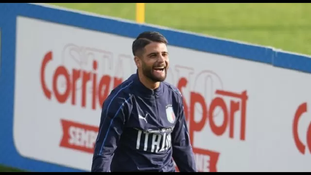 Lorenzo Insigne &egrave; un calciatore italiano, attaccante del Napoli e della Nazionale italiana