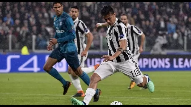 Dybala con la maglia della Juventus