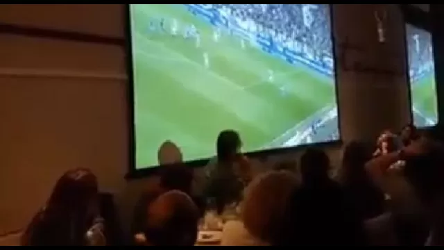 Il ristorante Ribalta in festa al gol del Napoli