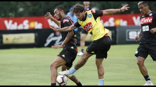 Simone Verdi in azione con la maglia del Napoli