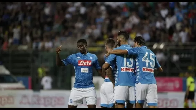 Napoli - Carpi, l'esultanza degli azurri per il gol di Allan. Foto: Ciro De Luca
