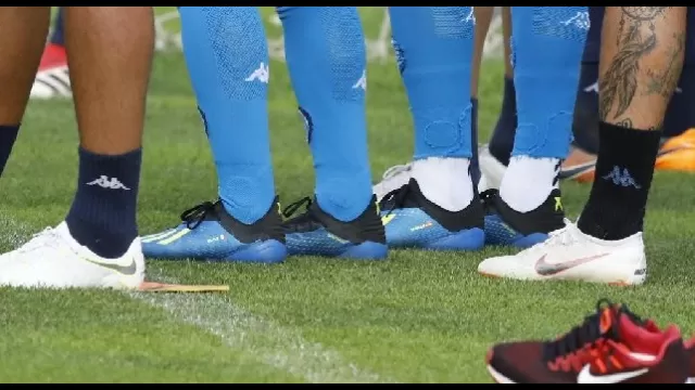 SSC Napoli, scarpette personalizzate per Inglese, Insigne e Callejon. FOTO: Ciro De Luca