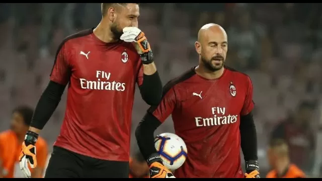 Gianluigi Donnarumma e Pepe Reina in Napoli - Milan
