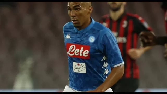 Allan con la maglia del Napoli: il PSG in pressing