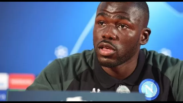 Kalidou Koulibaly in conferenza stampa in Champions League