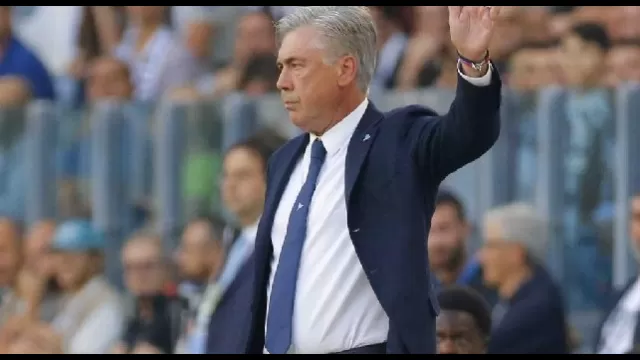 Carlo Ancelotti in panchina