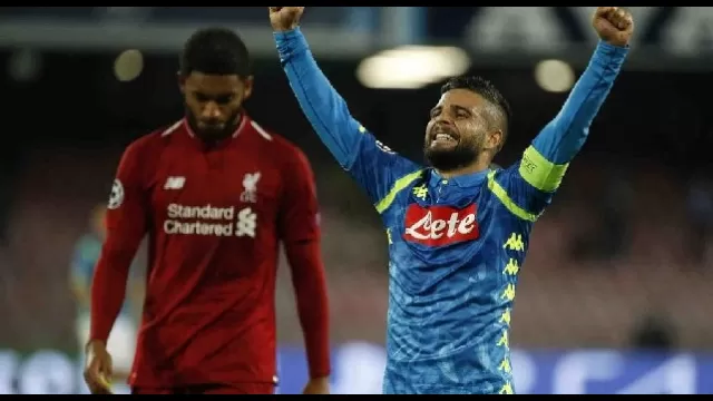 Lorenzo Insigne esulta dopo un gol del Napoli