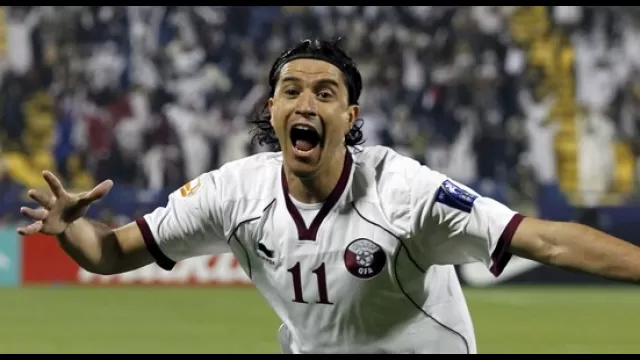 Montezine esulta dopo un gol
