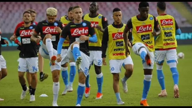 Napoli, riscaldamento pre-partita