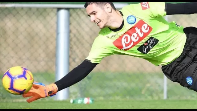 Alex Meret, di nuovo problemi alla spalla. Allenamento specifico con il Napoli