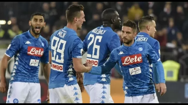 Cagliari-Napoli punizione Milik