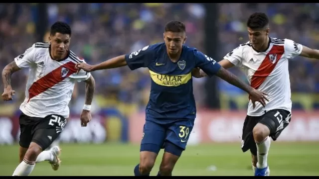 Augustin Ezequiel Almendra con maglia Boca Juniors