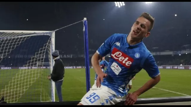 Arek Milik allo stadio San Paolo (Napoli)