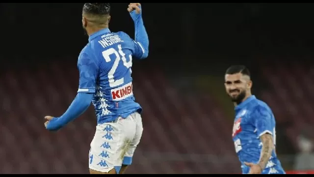 Lorenzo Insigne esulta dopo un gol del Napoli