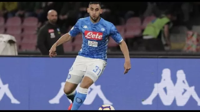 Faouzi Ghoulam in azione con la maglia del Napoli
