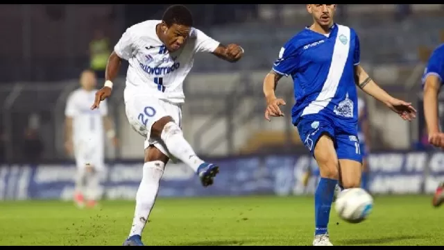 Michael Folorunsho
