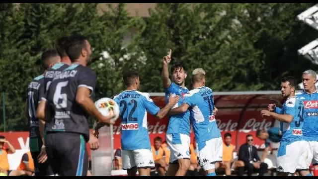 Napoli-FeralpiSal&ograve;