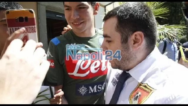 Lozano con la maglia del Napoli