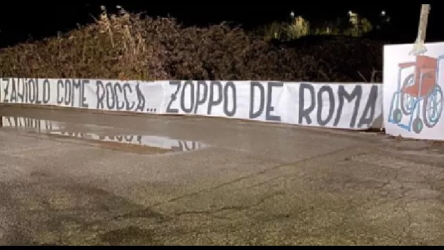 Striscione Zaniolo Rocca Lazio Roma