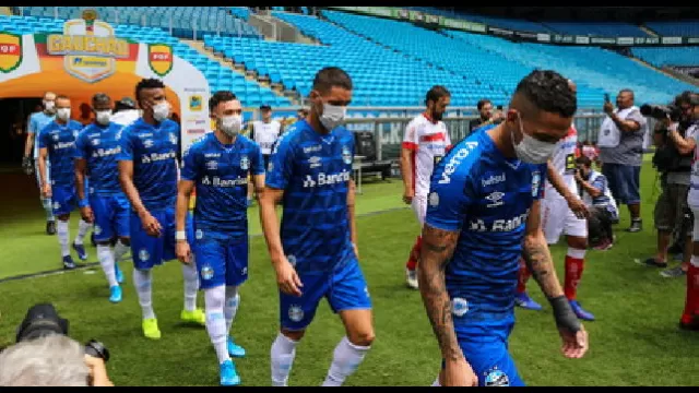 OMS, calcio fermo fino alla fine del 2021?