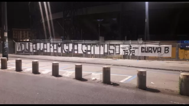 Ultras Napoli, striscione per Gattuso
