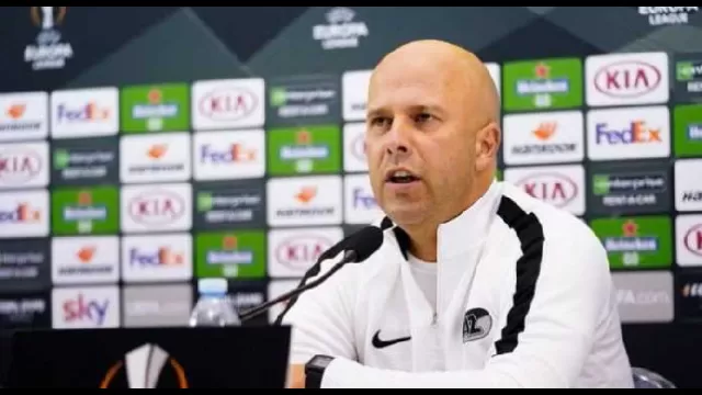 Conferenza Slot, Napoli-AZ Alkmaar