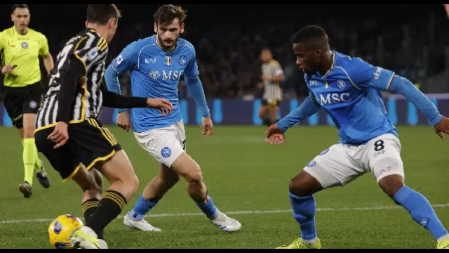 Kvaratskhelia Napoli Juventus